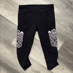 Lululemon capri leggings tights pants bottoms yoga